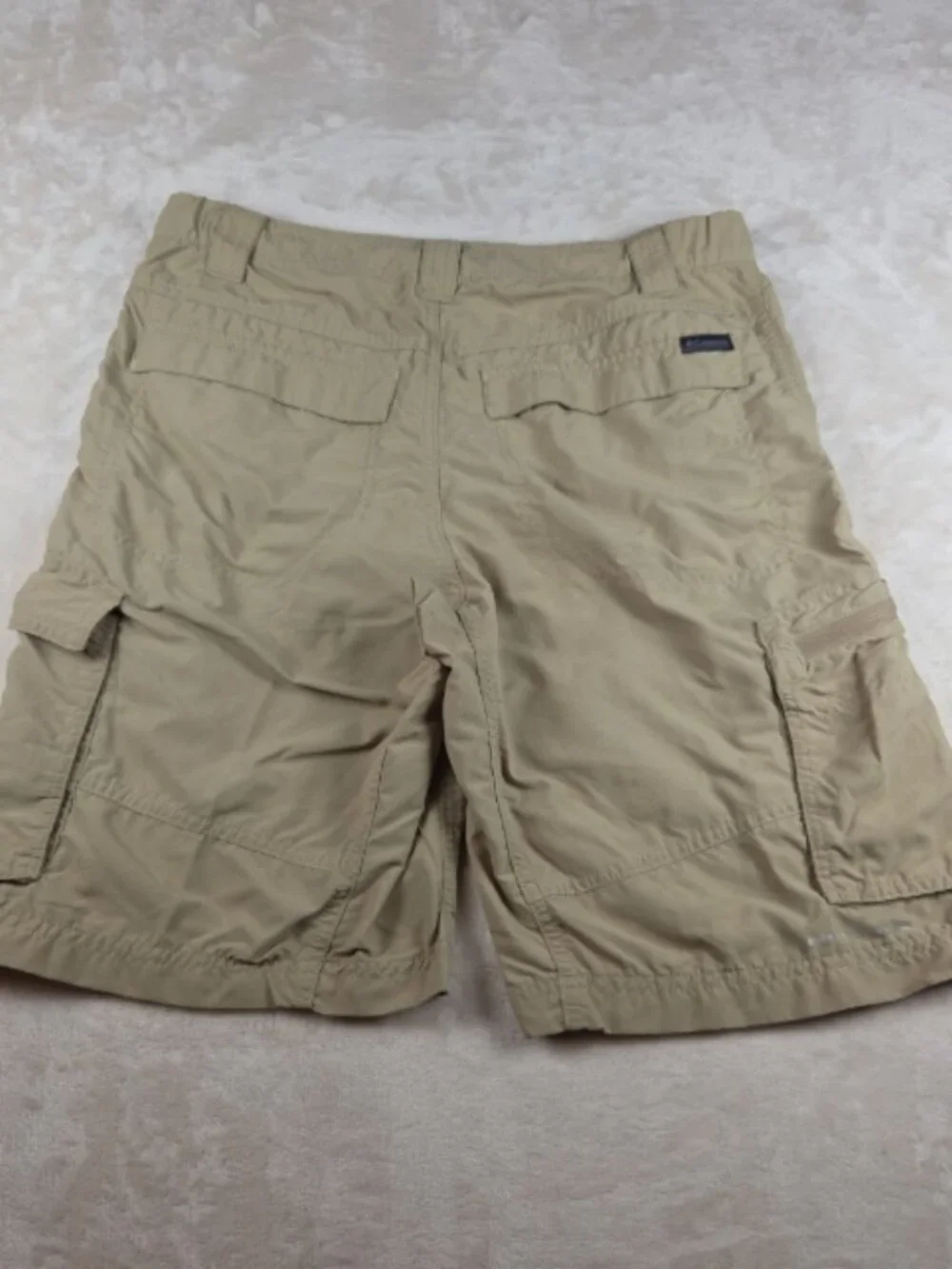 Columbia Sportswear Cargo Shorts – Men’s 32W – Khaki